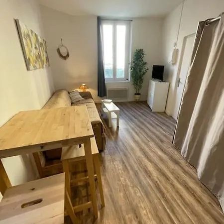 Joli Rdc A 100m Des Plages Toulon